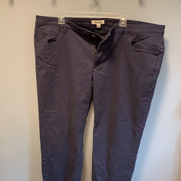 Men's 5-Pocket Pants, 42Wx30L - Picture 2 of 6